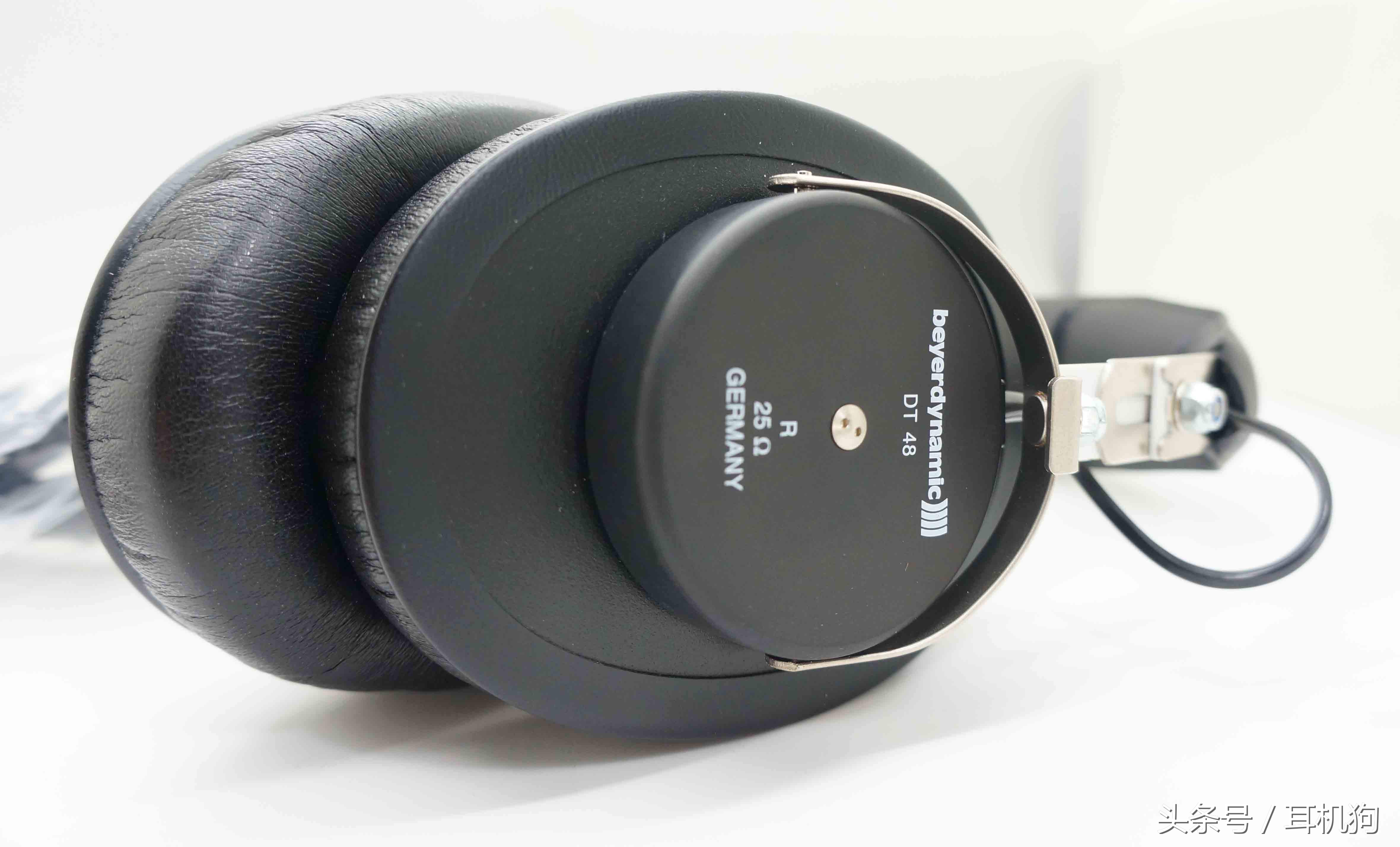 akg与索尼入耳式耳机哪个好,媲美森海塞尔和akg的国产耳机