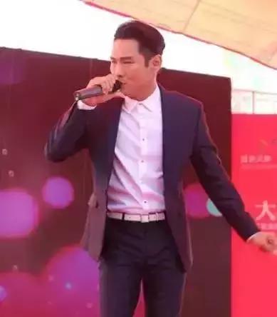 90年代著名歌星有哪些,90年代香港最红的明星