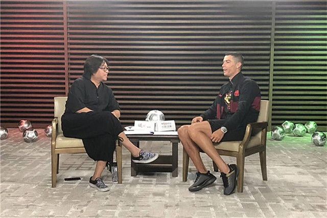 高晓松没错！C罗团队迟到早走爆粗口实属耍大牌，最没道德是翻译