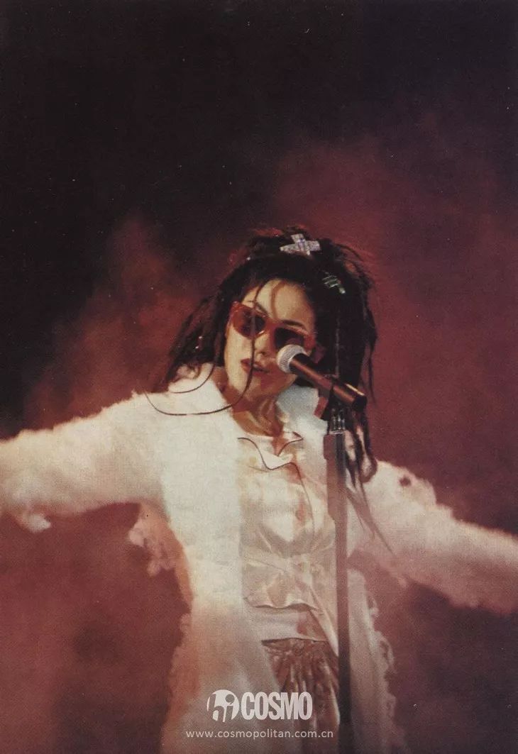 王菲老师舞蹈完整版,王菲老师一二年级