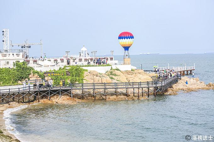 北戴河碧螺塔奇幻秀表演,碧螺塔公园都有啥表演