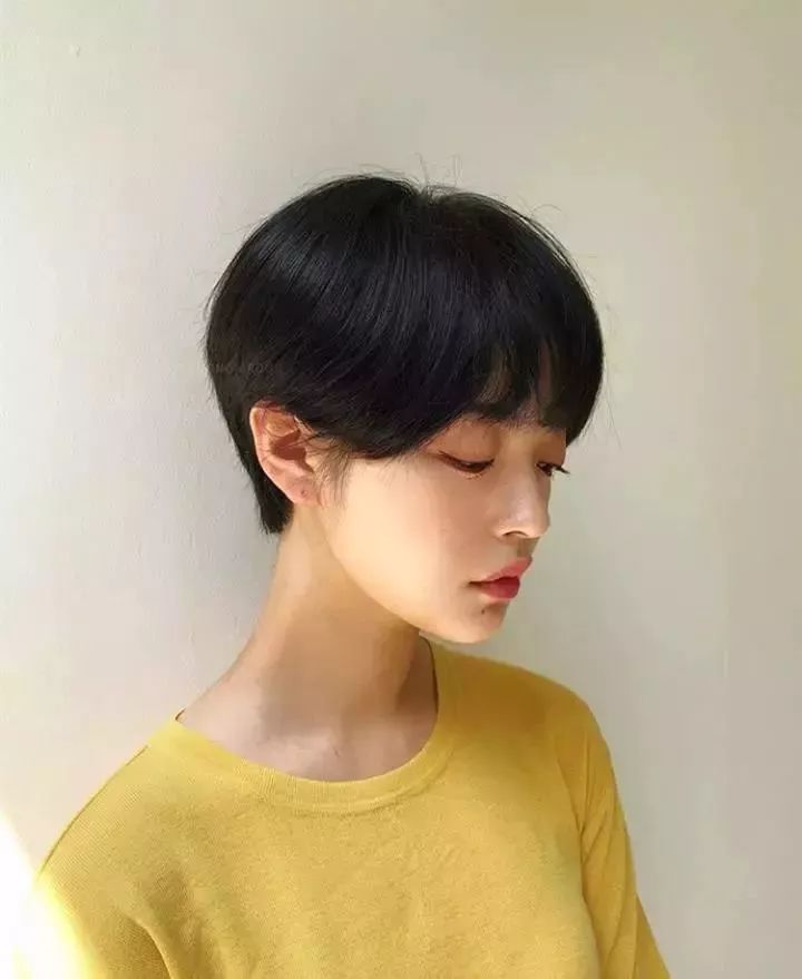 短发剪得太显脸大,短发剪到哪里视觉感更强