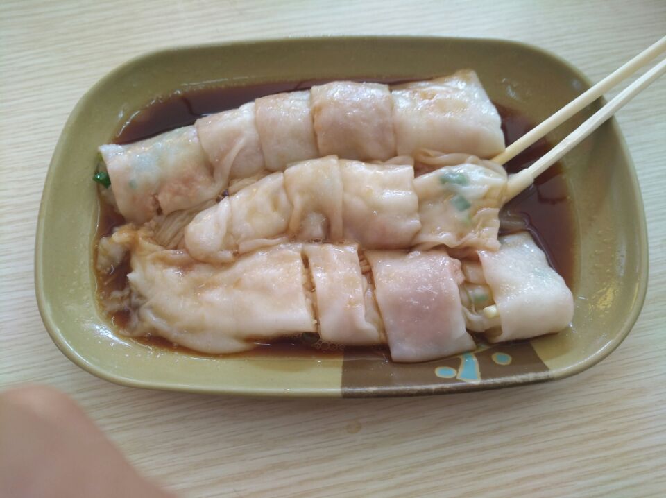 爽滑肠粉做法商用,米香味浓郁的肠粉做法分享