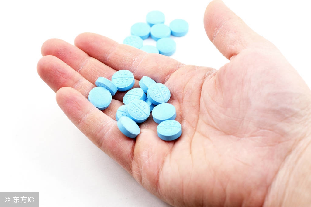 服用他汀注意事项有哪些,吃他汀脚关节疼是怎么回事