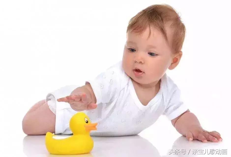 宝宝头顶软软一块怎么办,宝宝头顶软软的