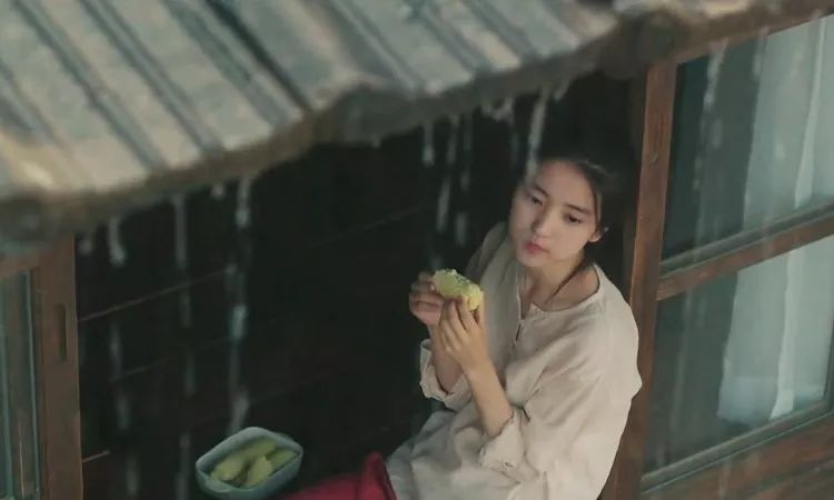 被*袜丝**毁掉的中国女人:审美力,才是一个人的核心竞争力