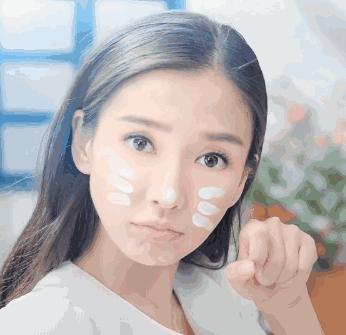 为什么戴美瞳感觉不自然,戴美瞳怎么样才可以不干涩