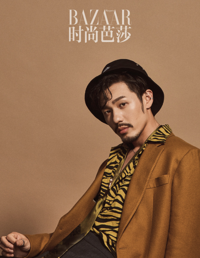 朱一龙白宇时尚芭莎合体,朱一龙白宇镇魂开播发布会