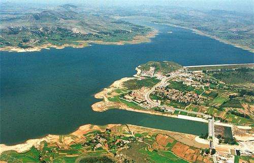 钢化玻璃的功效和作用,玻璃晶的功效与作用