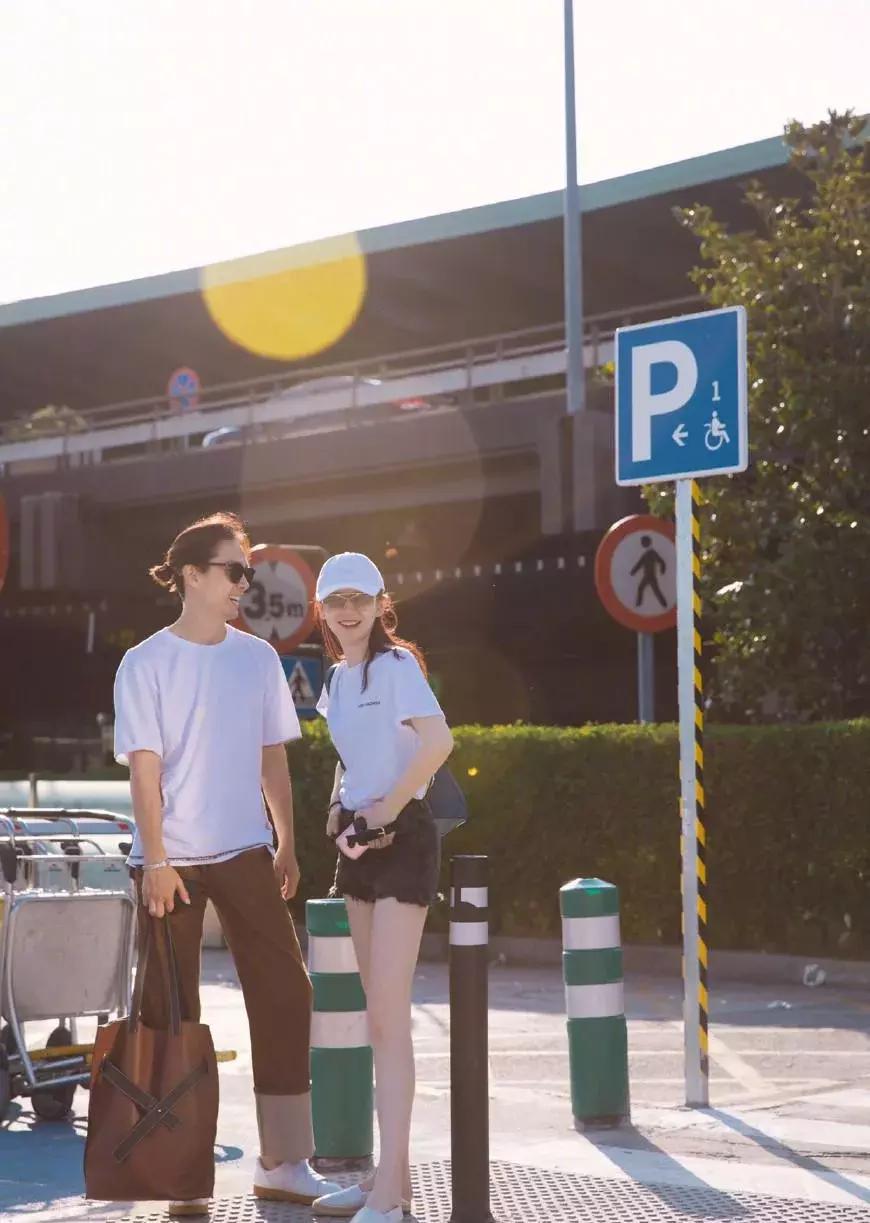 李承铉lucky亲子装,李承铉跟lucky亲子装路透照