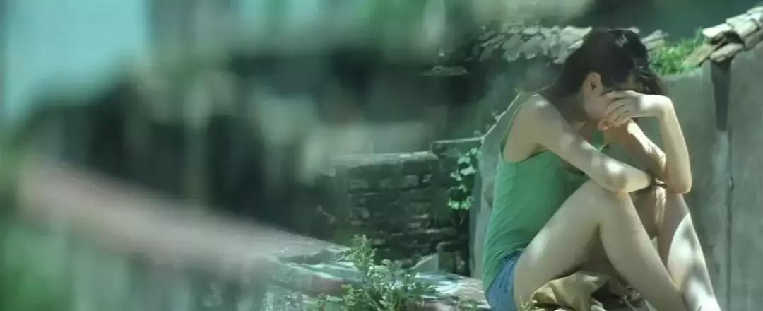 梁洛施现在如何了,30岁梁洛施豪门梦碎后复出