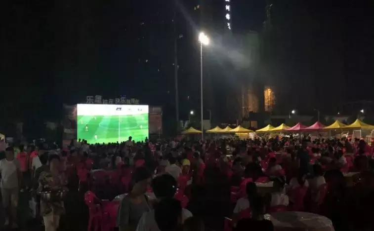 享受足球带来的快乐,享受足球乐趣挥洒激情活力