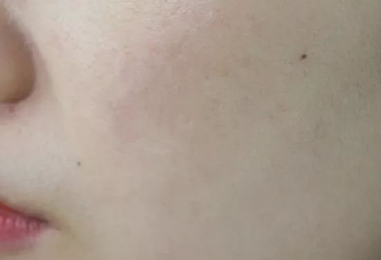 选粉底啦8款爆火持妆粉底测评,粉底推荐遮斑前十名红榜