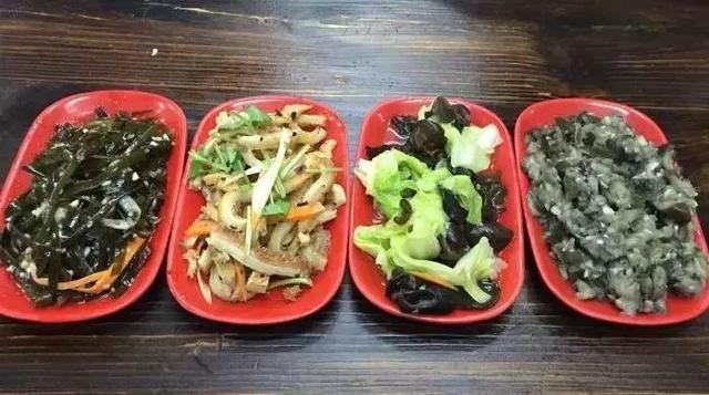 藏在市中心的美食街，吃一年都吃不够！第一个就是北京人爱吃的