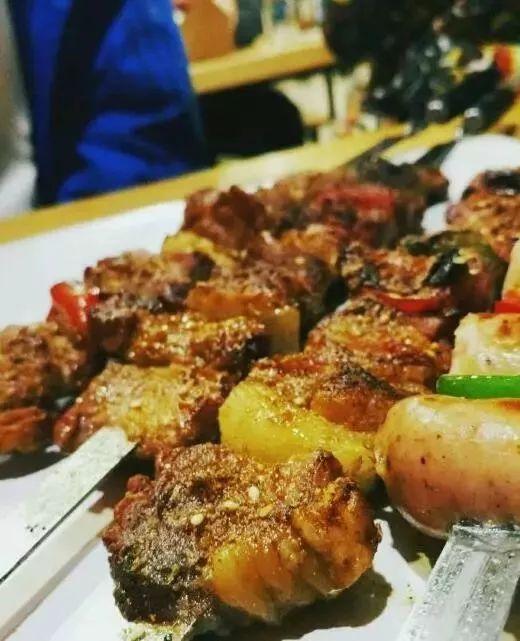 藏在市中心的美食街，吃一年都吃不够！第一个就是北京人爱吃的