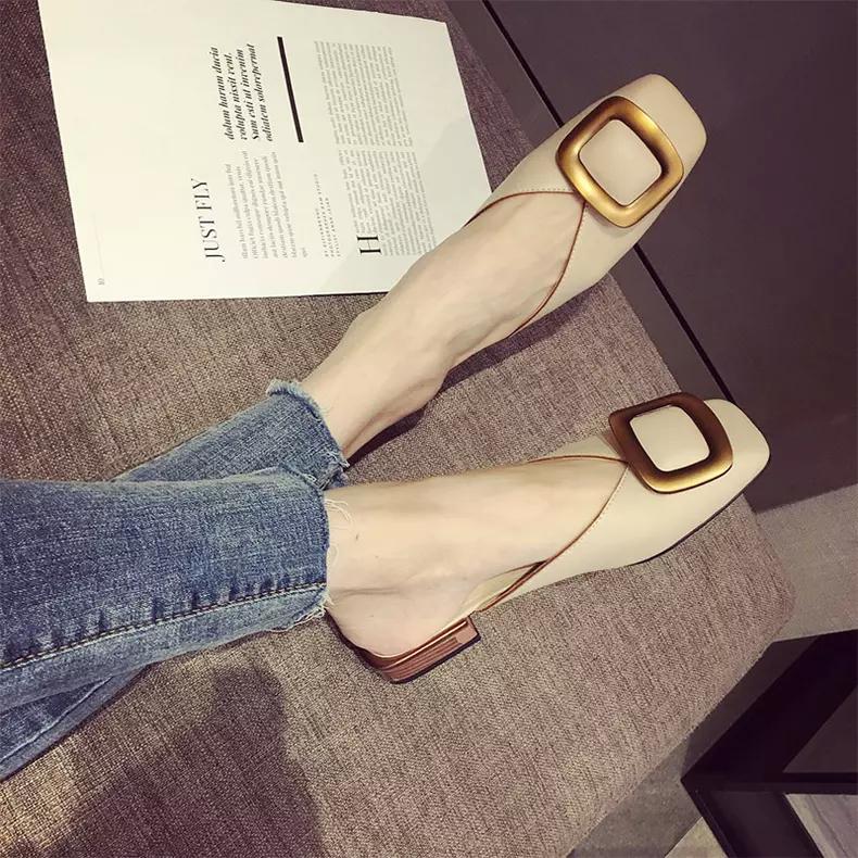 拖着奶奶鞋出门，舒适得不舍脱！