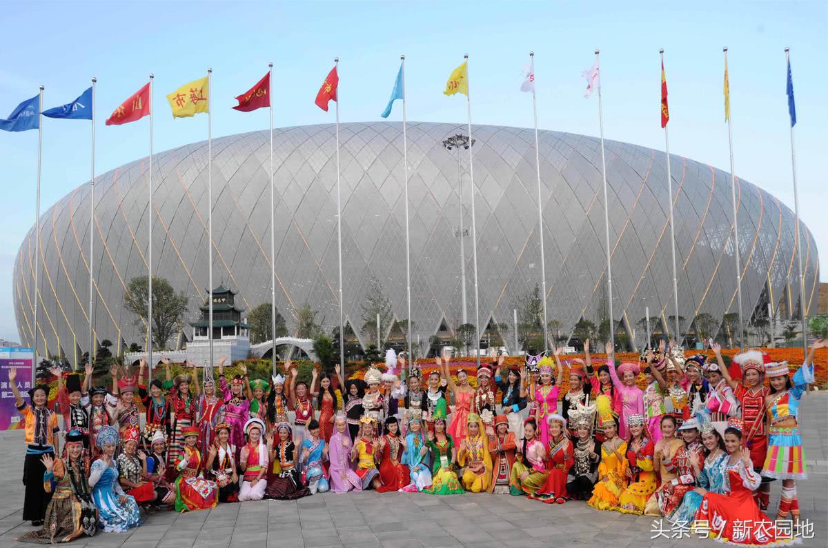 各民族服饰最后一个惊艳,56种民族传统服饰最好看的