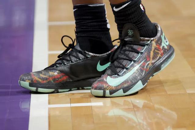 最佳sneaker,谁才是夏季联赛鞋王