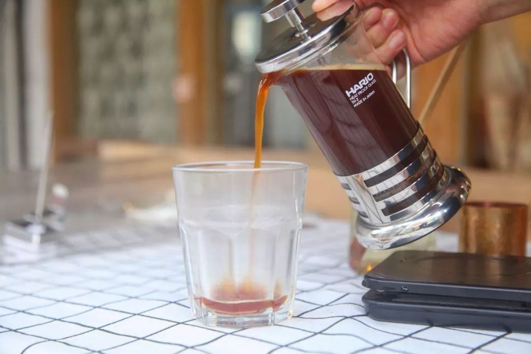 咖啡小白学习途径,法压壶萃取咖啡的正确方法