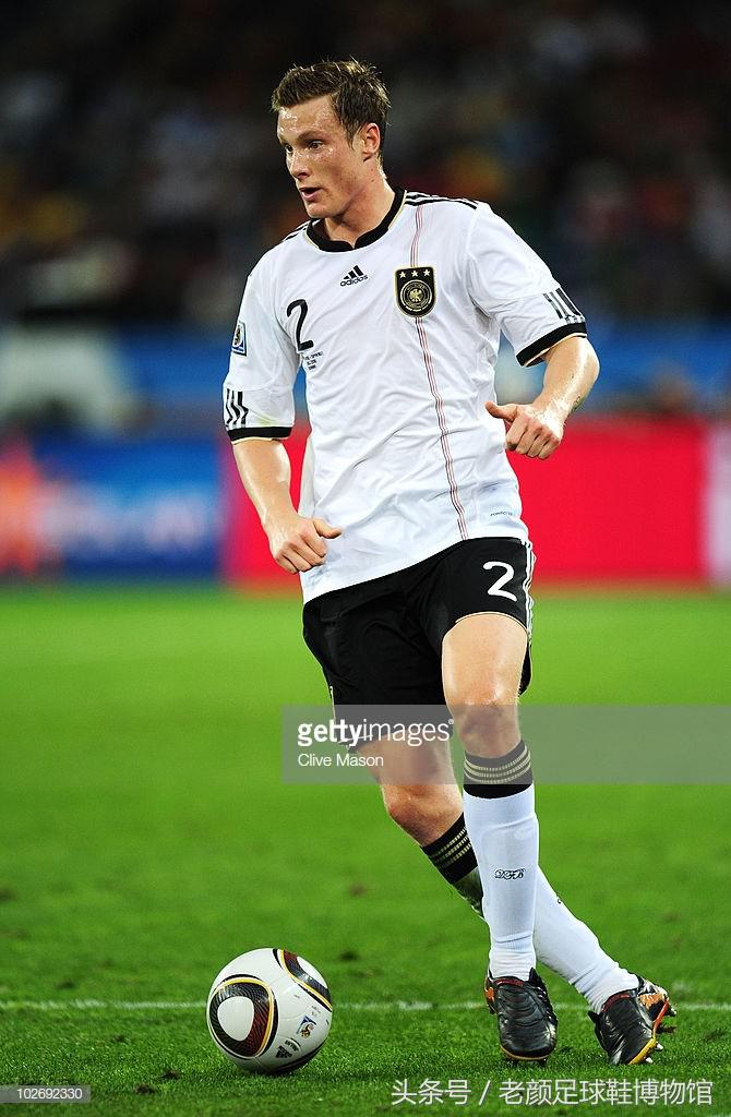 世界杯战靴盘点,南非世界杯复刻版足球鞋