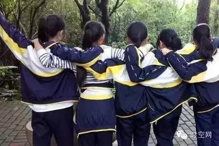 南宁市校服变迁史,带你回顾一下校园时光