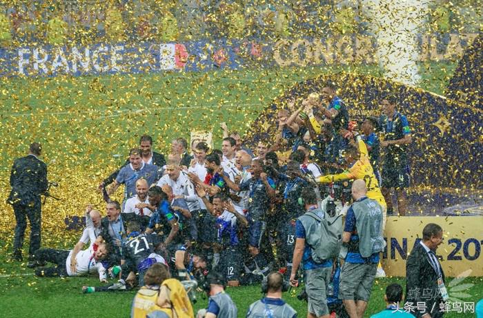 与EOS一起为足球喝彩1DXMarkII世界杯行摄记