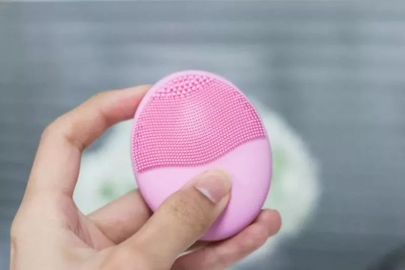 luna洁面仪到底值不值得买,luna洗脸仪真的洗得干净吗