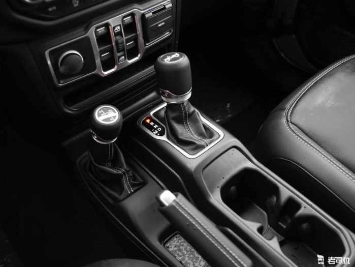 jeep牧马人车型图及报价,全新jeep牧马人海外实车感