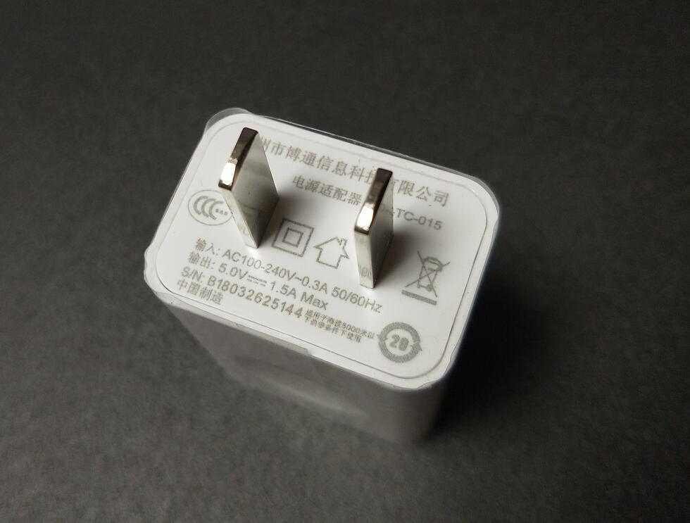 西部数据监控紫卡32G+雄迈云台智能摄像机，家庭安全监控组合体验