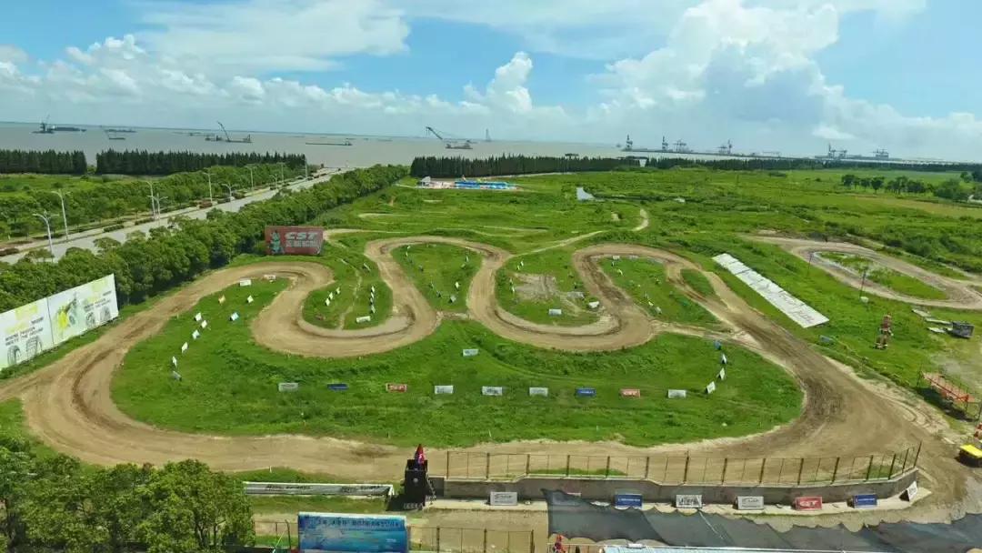 不好!Vvip摔车了!