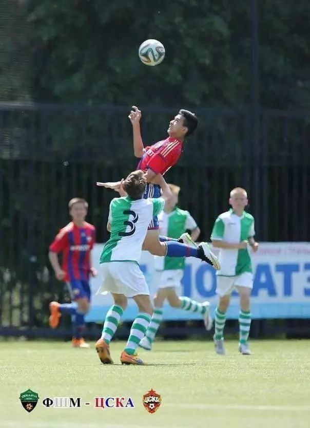 他是俄罗斯少年足球最强新人，却拒绝俄罗斯国籍执意加入中国队