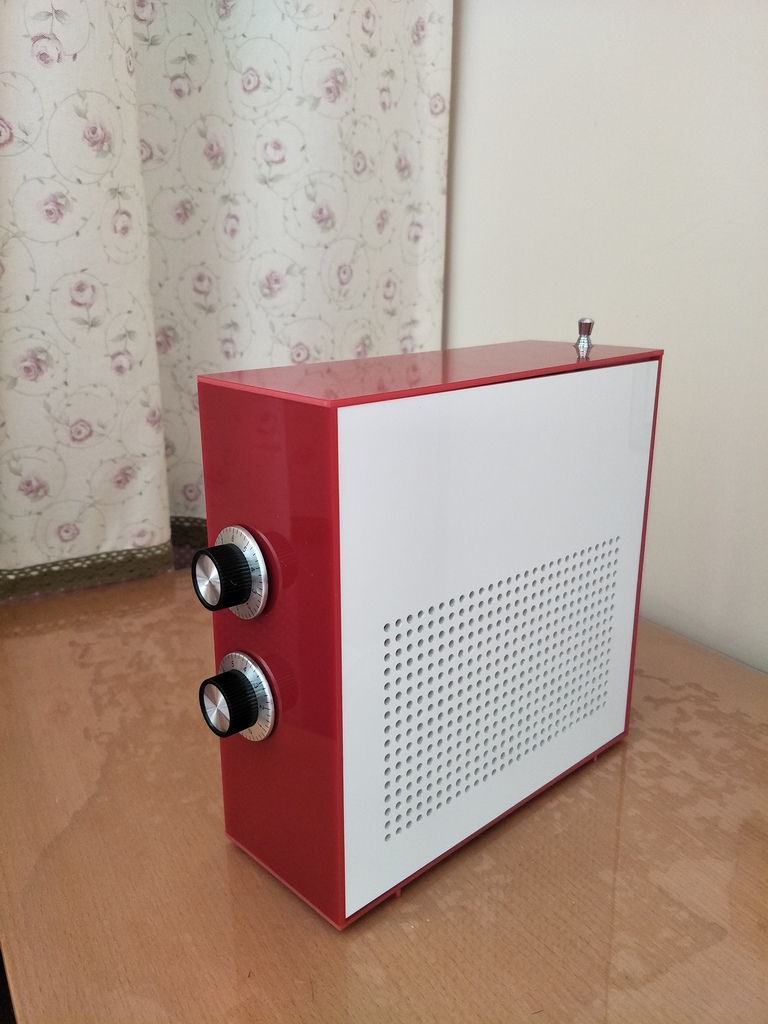 大喇叭收音机手工制作,用一个小喇叭制作简易收音机