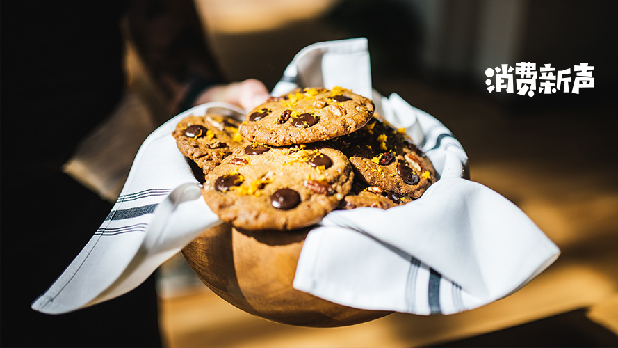 新饼干试图跃迁：甜品化、高级感与挤入下午茶场景