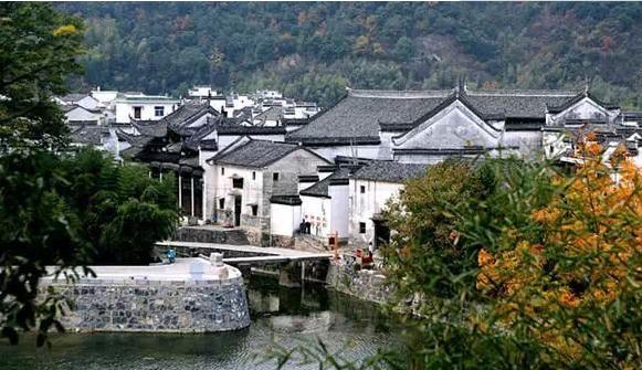 暑假旅游安徽附近景点攻略,安徽附近旅游景点推荐秋冬