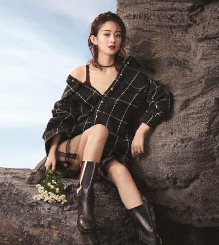 赵丽颖又出新作造型美过楚乔传,赵丽颖时尚进展