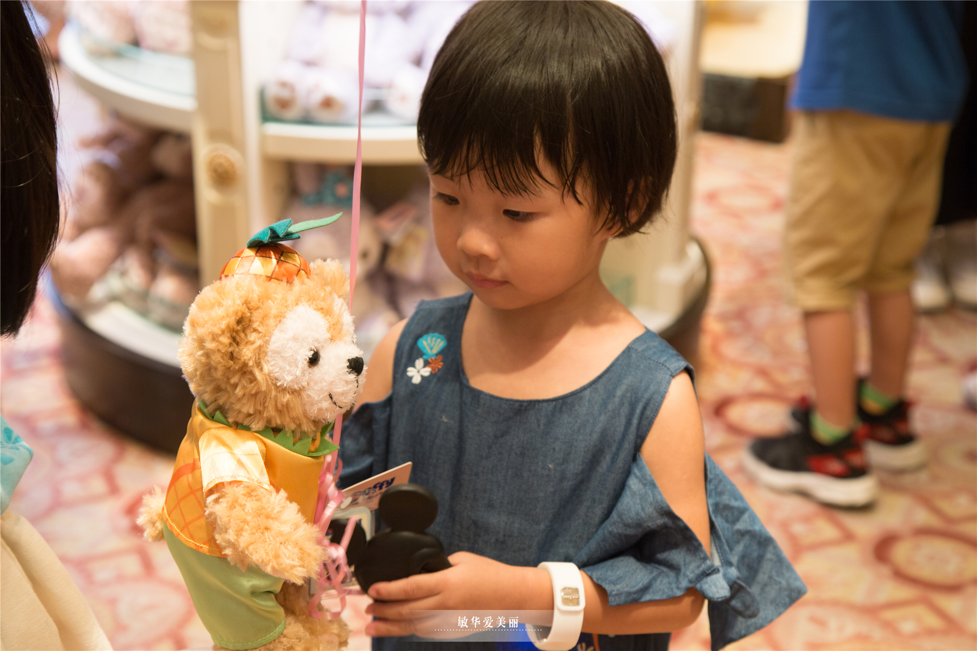 香港迪士尼门票深港联游,香港迪士尼2大1小亲子当日套票