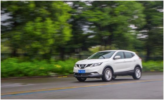 本田缤智1.5t和日产逍客2.0l怎么选,缤智2020款1.5l先锋版和逍客2.0