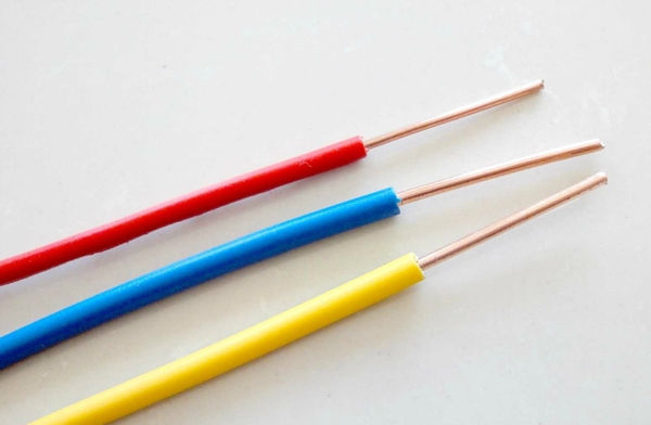 建筑电气图纸怎么看三相三线,电气施工图回路怎么看