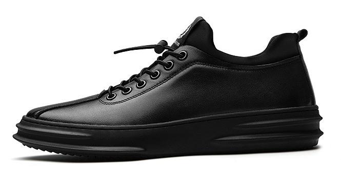 张云龙在球场上奔跑,张云龙披荆斩棘笑容