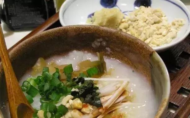 在家身上被开水烫伤后怎么急救,儿童开水烫伤急救处理