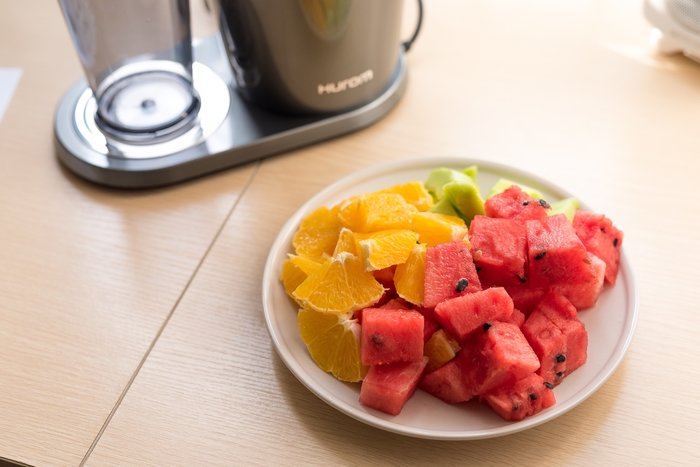 榨汁机惠人h100出汁率 (惠人第四代榨汁机使用方法)