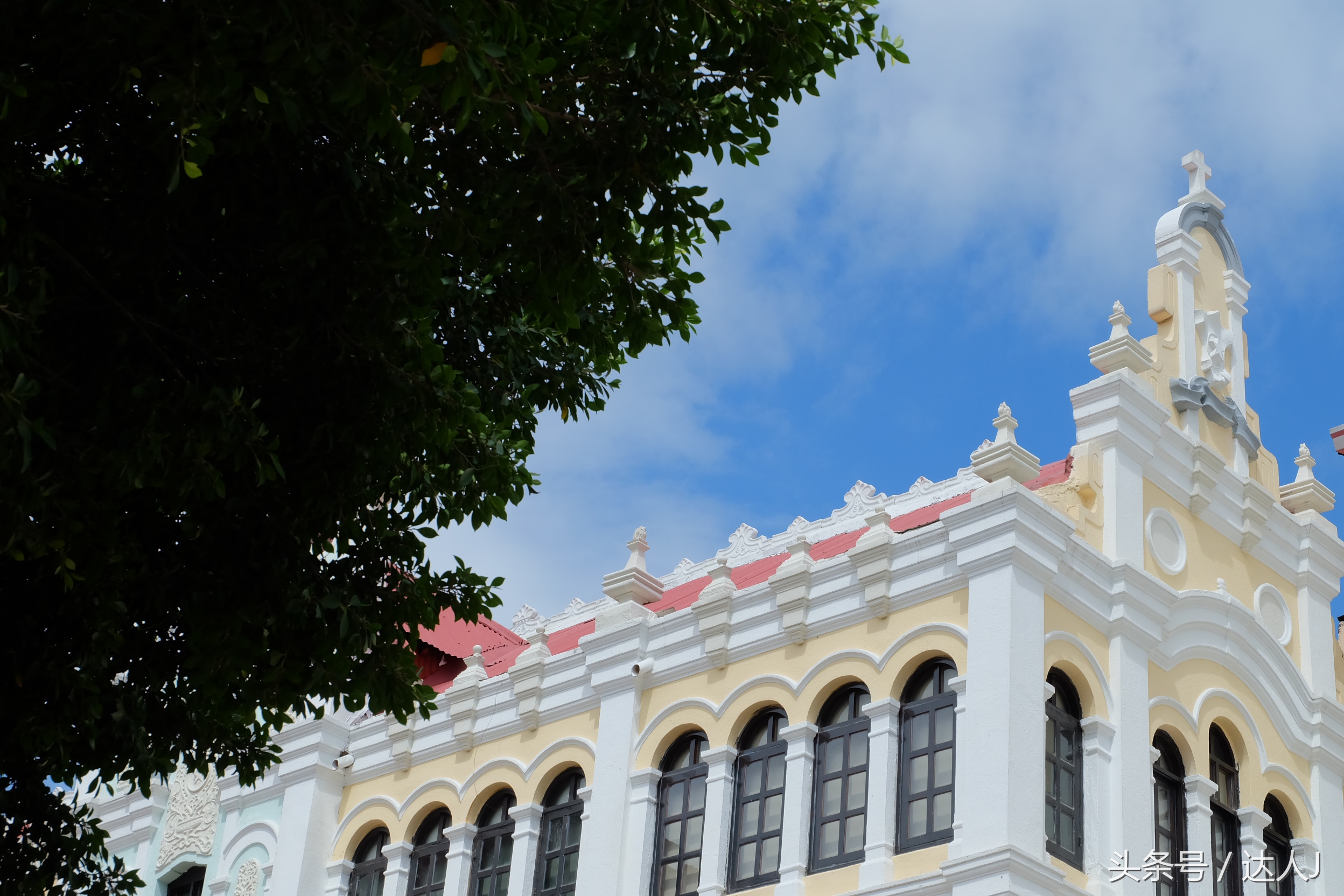 巴拿马更安全还是巴哈马更安全,巴拿马和巴哈马是一个国家么