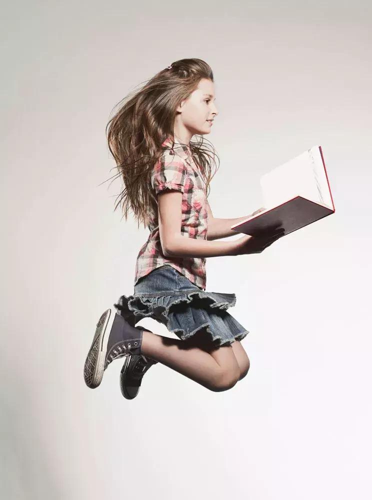 如何让孩子在暑假之内快速长高,父母身高不高怎样让孩子长高