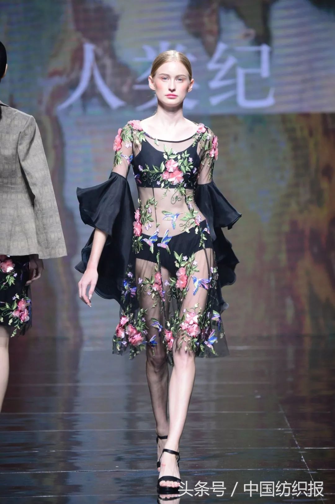 2019年春夏流行面料,2019春夏流行的面料