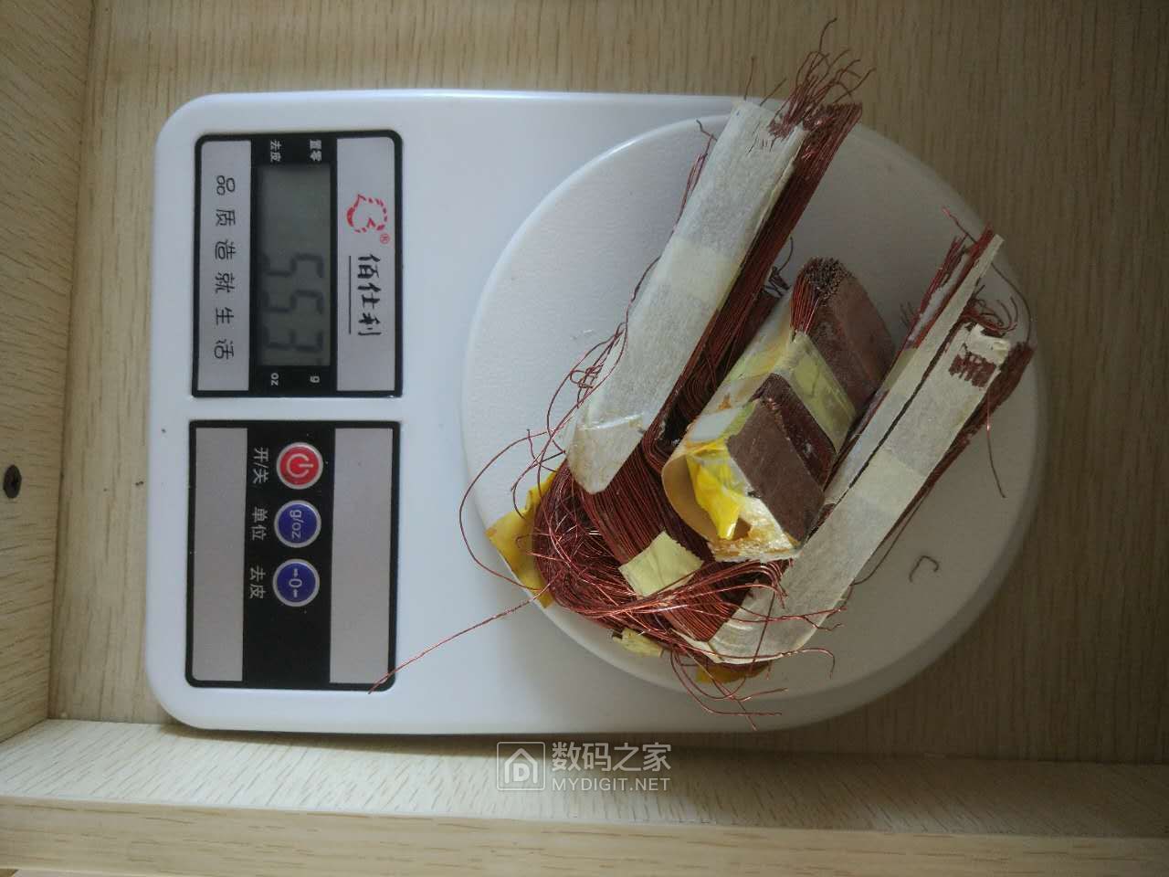 怎样拆微波炉变压器才能改点焊机,报废微波炉改点焊机