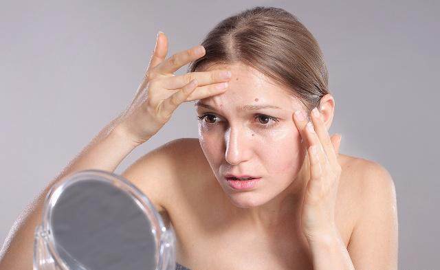 为什么痘痘总是反反复复怎么解决,为什么痘痘总是反反复复不见好