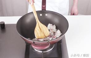 韩国泡菜正宗辣白菜的做法,辣白菜五花肉加葱泡菜视频