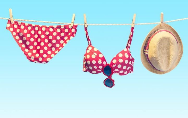 比基尼夏日泳装怎么穿,海边比基尼夏日穿搭