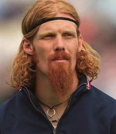 足坛奇葩发型大罗,足坛怪异发型门将