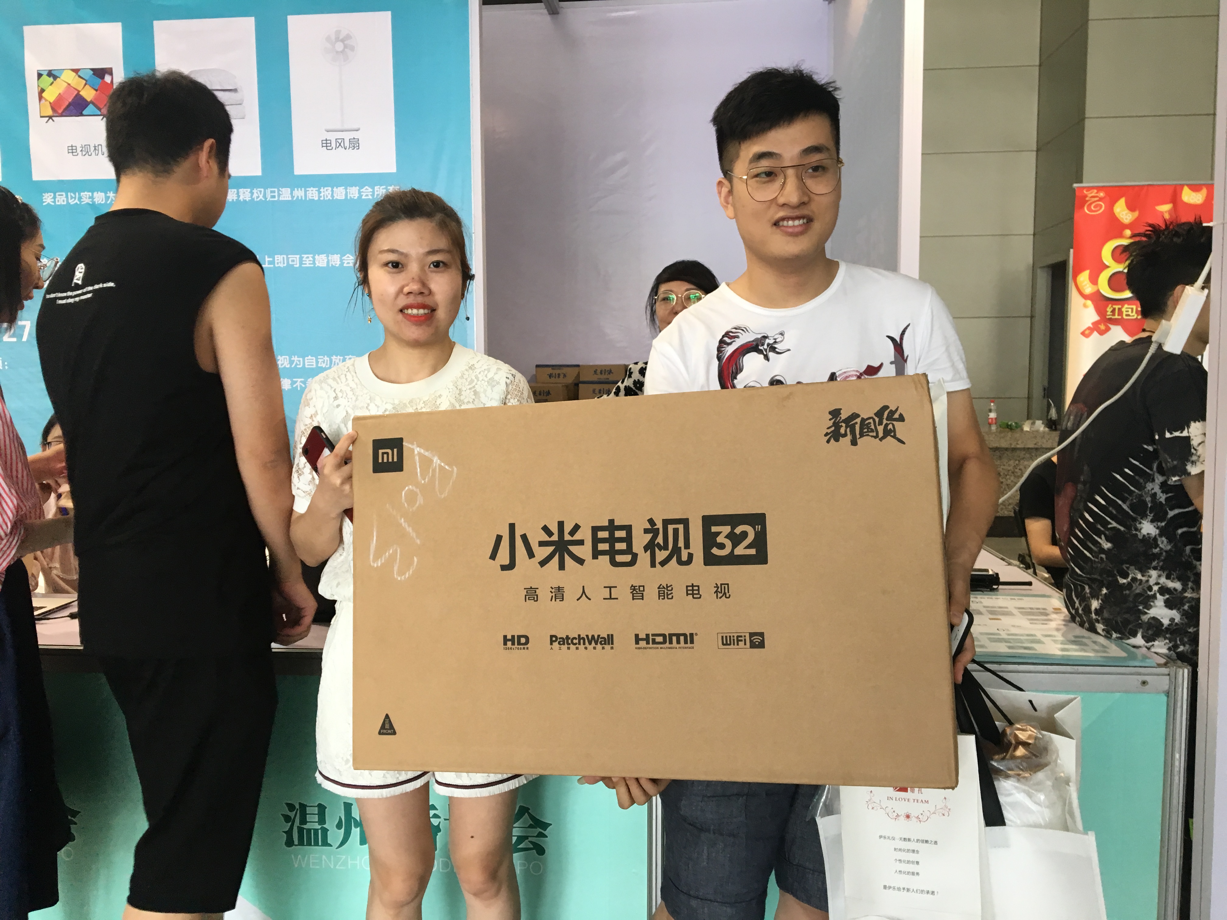 一万多美女帅哥冲进来疯狂地买买买，这三天他们都经历了什么……